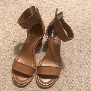 Frye "Brielle" Sandals Womens 8M Brown Tan Leather Block Heel